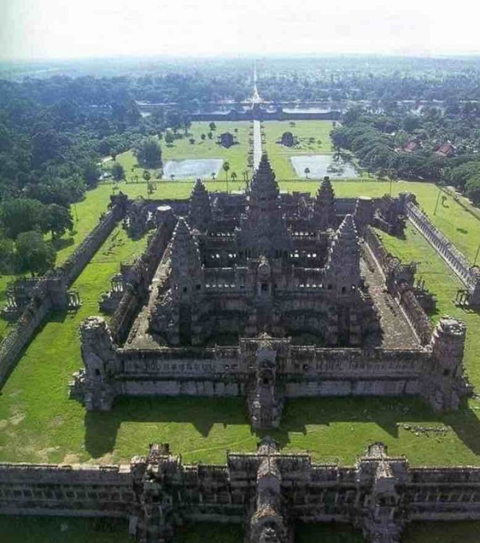 Temples Angkor Anekia